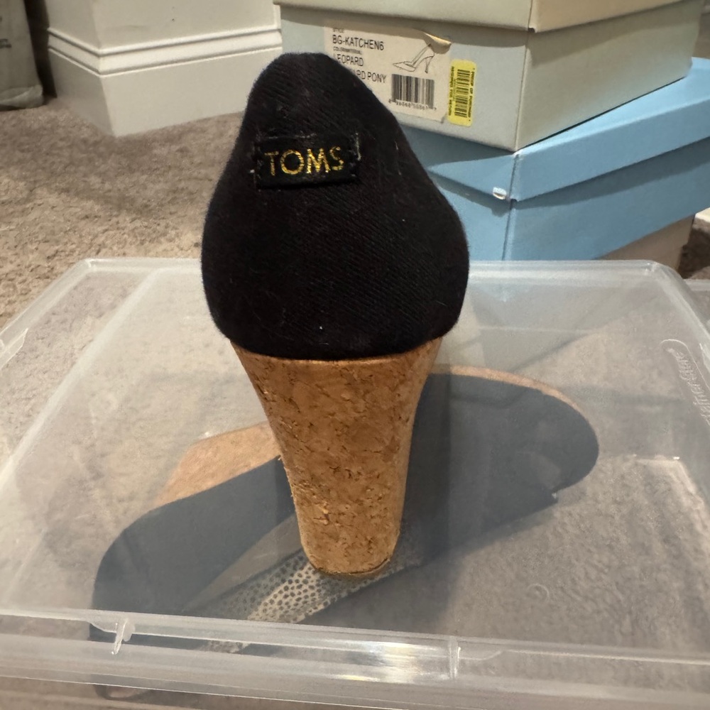 Toms Black and Tan Wedge Peep-Toe Shoes - Picture 2 of 4